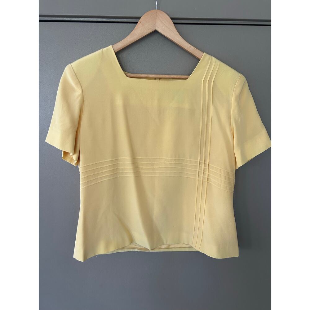 Vintage 90s Pale Yellow 100%silk shell Blouse Square Neck Pintuck Detail career